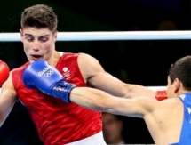 Фото боксерского поединка Олимпиады-2016 Елеусинов — Келли