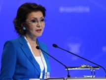 Назарбаева поблагодарила учителей олимпийских призеров