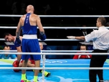 AIBA дисквалифицировала судью, работавшего на бое Левит — Тищенко