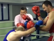 Казахстанские юмористы сняли шуточный ролик о поединке Левит — Тищенко