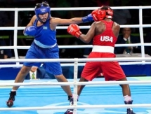Фото боксерского поединка Олимпиады-2016 Шакимова — Шилдс