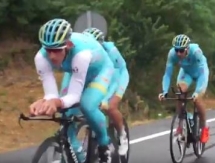 Видео с тренировки «Астаны» перед стартом «Вуэльты-2016»