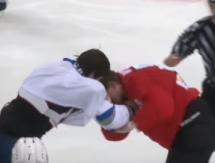 Драки Савченко и Доуса вошли в ТОП-10 моментов недели КХЛ