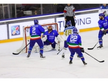 Казахстанские хоккеисты победили Италию в отборе на Олимпиаду-2018