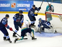 Фото с матча ВХЛ «Буран» — «Торпедо» 0:6