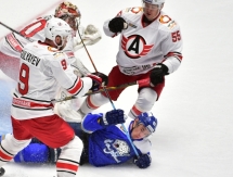 Фоторепортаж с матча КХЛ «Барыс» — «Автомобилист» 3:4