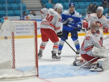 Фоторепортаж с матча КХЛ «Барыс» — «Автомобилист» 3:4