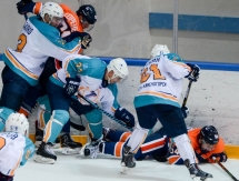 Фоторепортаж с матча ВХЛ «СКА-Нева» — «Торпедо» 3:2 Б