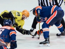 Фоторепортаж с матча ВХЛ «СКА-Нева» — «Сарыарка» 2:1 Б