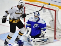 Фоторепортаж с матча КХЛ «Барыс» — «Северсталь» 2:1