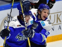 Фоторепортаж с матча МХЛ «Снежные Барсы» — «Омские Ястребы» 4:5 Б 