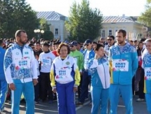 Призер Олимпиады-2016 Ларионова пробежала в массовом забеге в Уральске