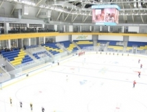 Президент Казахстана посетил новый спорткомплекс «Халык Арена» в Алматы