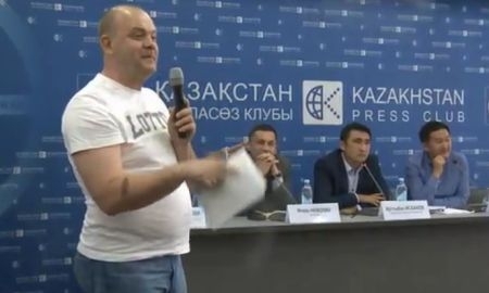 <strong>Васильев явился на пресс-конференцию по результатам фонологической экспертизы и мешал ее проведению</strong>