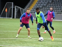 Фоторепортаж с вечерней тренировки «Окжетпеса» на «Астана Арене»