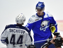 Фоторепортаж с матча КХЛ «Барыс» — «Нефтехимик» 5:4