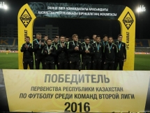 В перерыве матча с «Оренбургом» молодежная команда «Кайрата» была награждена золотыми медалями