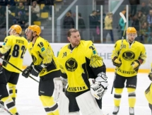 Фоторепортаж с матча ВХЛ «Торос» — «Сарыарка» 4:2