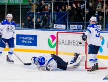 Фоторепортаж с матча КХЛ «Салават Юлаев» — «Барыс» 5:2