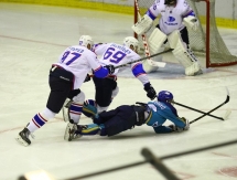 Фоторепортаж с матча МХЛ «Алтай» — «Ладья» 5:9