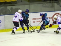 Фоторепортаж с матча МХЛ «Алтай» — «Ладья» 5:9