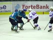 Фоторепортаж с матча МХЛ «Алтай» — «Ладья» 1:6