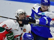 Фоторепортаж с матча МХЛ «Снежные Барсы» — «Ирбис» 1:2