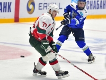 Фоторепортаж с матча МХЛ «Снежные Барсы» — «Ирбис» 1:2