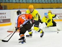 Фоторепортаж с матча ВХЛ «Спутник» — «Сарыарка» 1:2