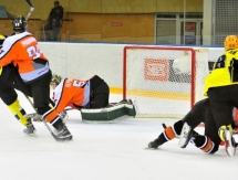 Фоторепортаж с матча ВХЛ «Спутник» — «Сарыарка» 1:2