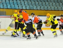 Фоторепортаж с матча ВХЛ «Спутник» — «Сарыарка» 1:2