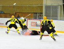 Фоторепортаж с матча ВХЛ «Спутник» — «Сарыарка» 1:2