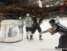 Фоторепортаж с матча ВХЛ «Молот-Прикамье» — «Торпедо» 3:5