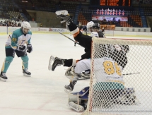 Фоторепортаж с матча ВХЛ «Молот-Прикамье» — «Торпедо» 3:5