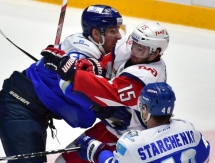 Фоторепортаж с матча КХЛ «Барыс» — «Локомотив» 1:8 