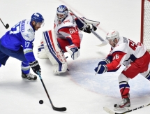 Фоторепортаж с матча КХЛ «Барыс» — «Локомотив» 1:8 