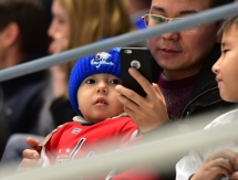 Фоторепортаж с матча КХЛ «Барыс» — «Локомотив» 1:8 