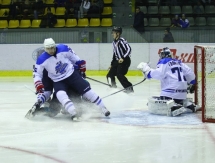 Фоторепортаж с матча ВХЛ «Торпедо» — «Зауралье» 3:2
