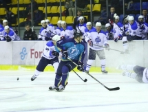 Фоторепортаж с матча ВХЛ «Торпедо» — «Зауралье» 3:2