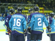 Фоторепортаж с матча ВХЛ «Торпедо» — «Зауралье» 3:2