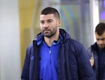 Фоторепортаж с прибытия «Астаны» на матч Премьер-Лиги с «Актобе»