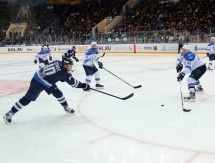 Фоторепортаж с матча КХЛ «Нефтехимик» — «Барыс» 0:3