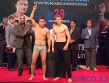 Состоялась церемония взвешивания участников боксерского вечера боя Ислам — Аллотей