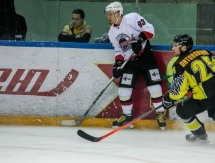 Фоторепортаж с матча ВХЛ «Сарыарка» — «Челмет» 3:0