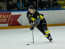 Фоторепортаж с матча ВХЛ «Сарыарка» — «Челмет» 3:0