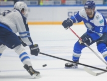 Фоторепортаж с матча КХЛ «Барыс» — «Нефтехимик» 5:4