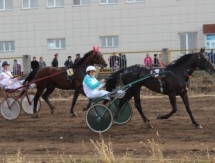 На закрытие скакового сезона в СКО собрались лучшие наездники Казахстана