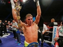 Билли Джо Сондерс: «Альварес унизил себя, отказавшись от боя с Головкиным»