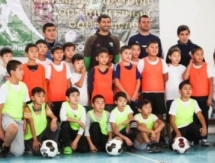 Сапаров и Мулдаров провели мастер-класс для воспитанников «Атырау»