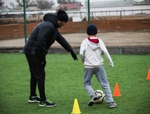 Футболисты «Атырау» провели мастер-класс в поселке Дамба